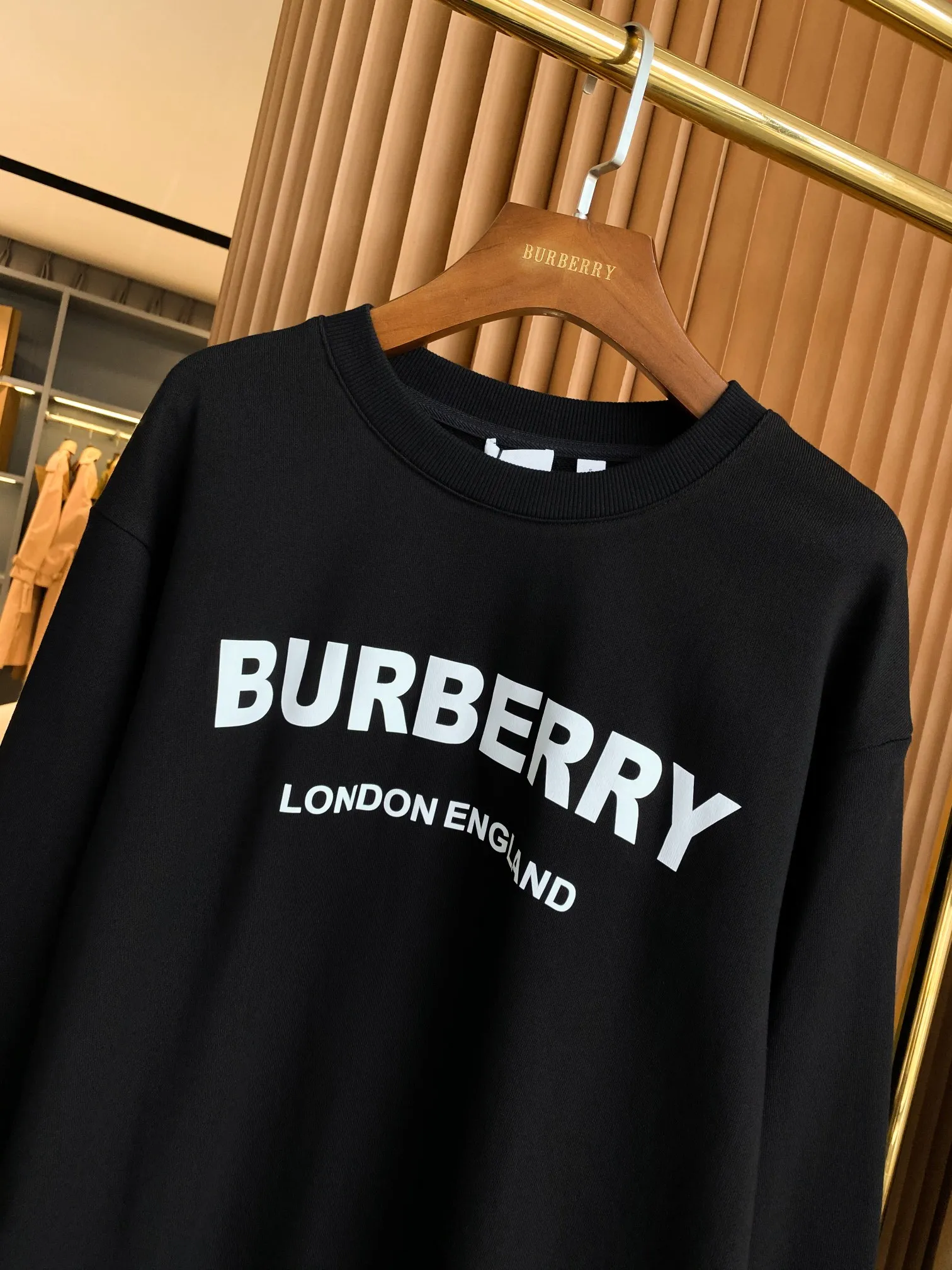 BBR 🅱️ 【BUR ， 】【In Stock 】 ！BUR ， 、 ， ， Versatile ！ BUR ， B London England ， ， ， Quality Versatile！ BUR ， ！！ ， ， ， ，Breathable ！ 。 ， ， ！！ ， 。OV ， 。 ， ， ！！ ， In Stock， ， ！ ， ， ！！ Sizes S、M、L、XL、XXL